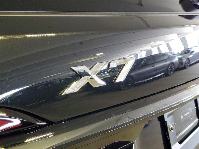 Photo of 2026 Black Sapphire Metallic BMW X7