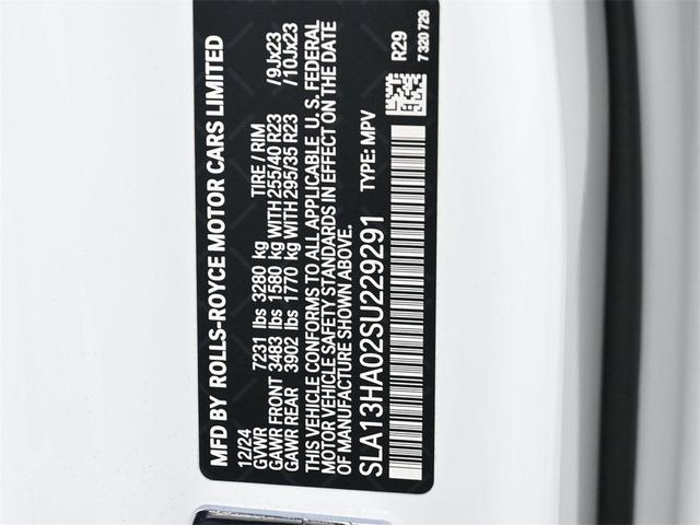 Photo of 2025 White Rolls-Royce Cullinan