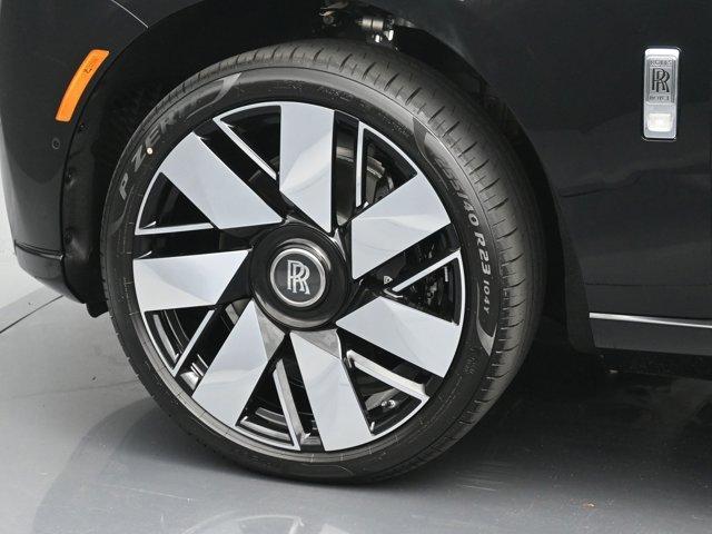 Photo of 2025 Black Rolls-Royce Cullinan