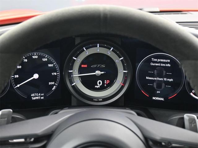 Photo of 2022 Lava Orange Porsche 911