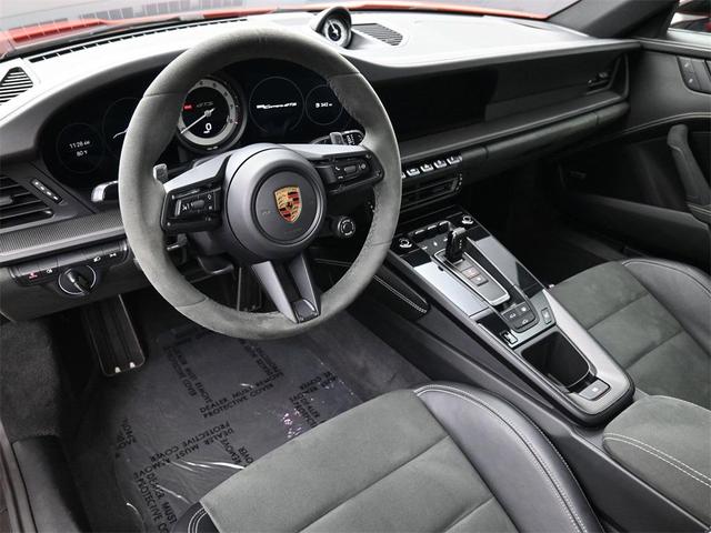 Photo of 2022 Lava Orange Porsche 911