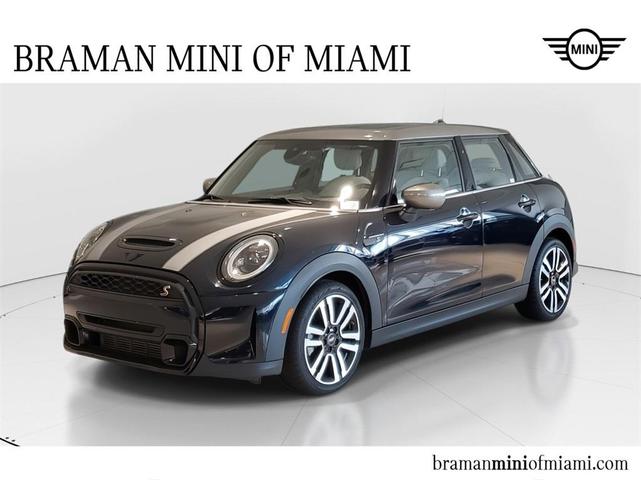 2022 MINI Hardtop