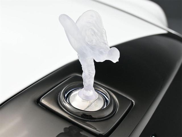 Photo of 2024 Arctic White Rolls-Royce Phantom