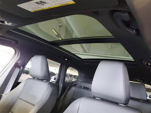 Photo of 2025 Storm Bay Metallic BMW X1