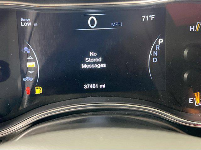Photo of 2021 Bright White Clearcoat Jeep Grand Cherokee