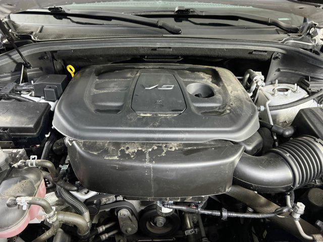 Photo of 2021 Bright White Clearcoat Jeep Grand Cherokee