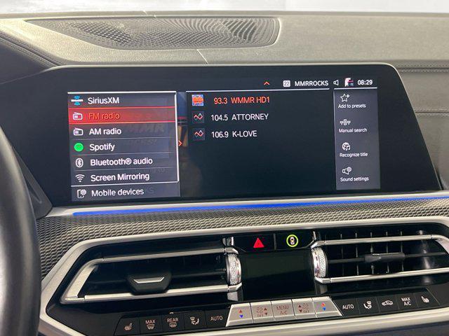 Photo of 2022 Mineral White Metallic BMW X5