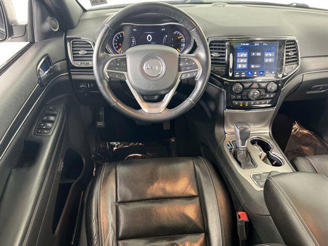 Photo of 2021 Bright White Clearcoat Jeep Grand Cherokee