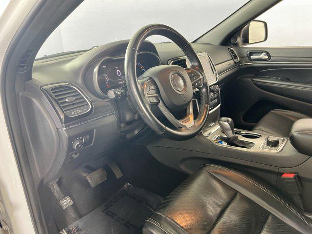 Photo of 2021 Bright White Clearcoat Jeep Grand Cherokee