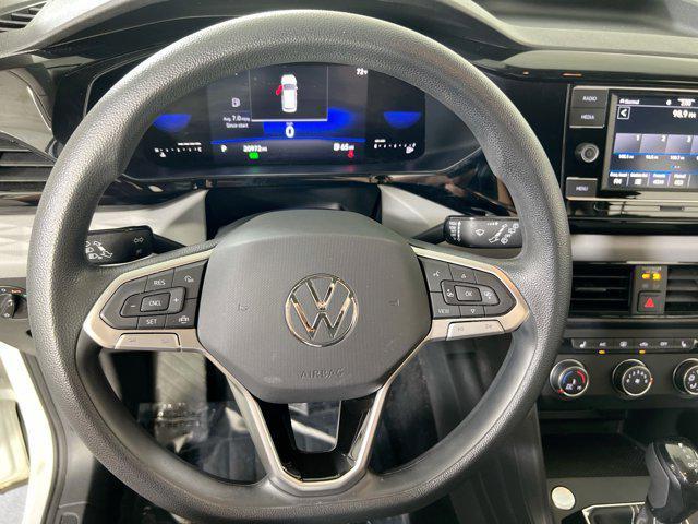 Photo of 2022 Pure White Volkswagen Taos