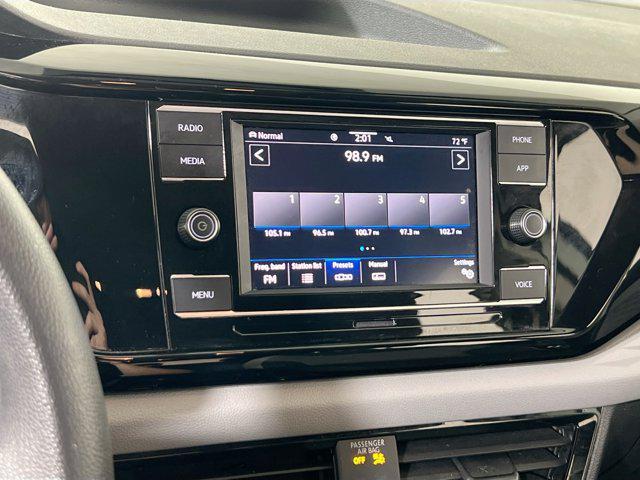 Photo of 2022 Pure White Volkswagen Taos