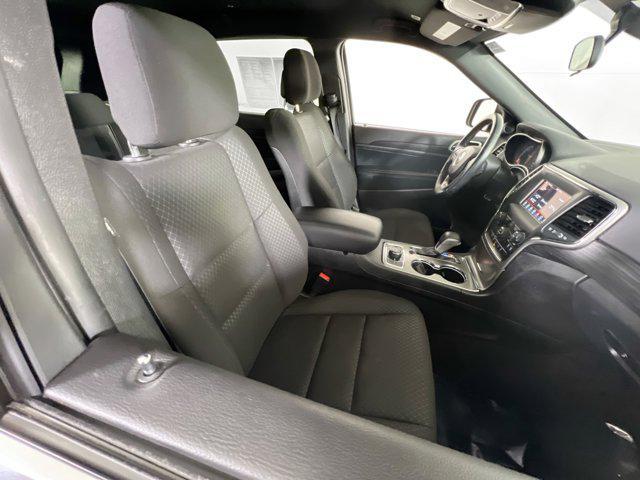 Photo of 2021 Diamond Black Crystal Pearlcoat Jeep Grand Cherokee