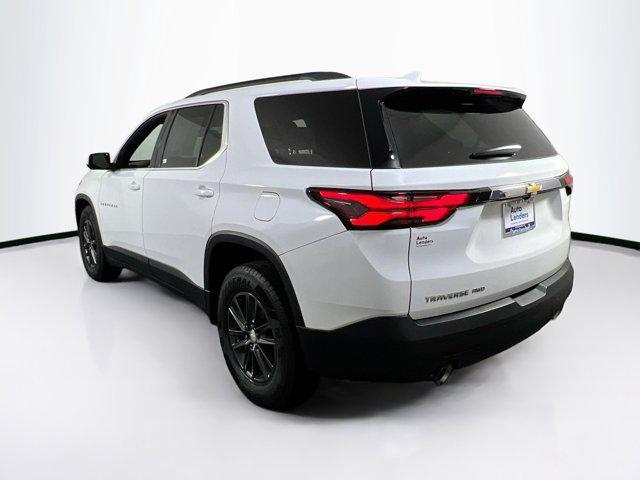 Photo of 2022 Summit White Chevrolet Traverse