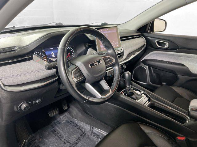 Photo of 2022 Billet Silver Metallic Clearcoat Jeep Compass