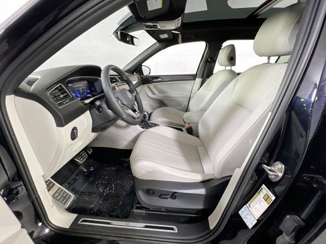Photo of 2022 Deep Black Pearl Volkswagen Tiguan