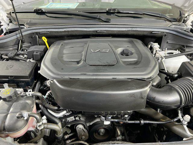 Photo of 2022 Bright White Clearcoat Jeep Grand Cherokee