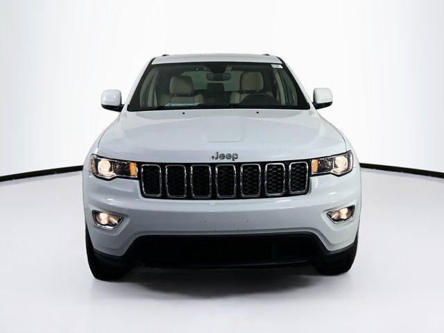 Photo of 2022 Bright White Clearcoat Jeep Grand Cherokee
