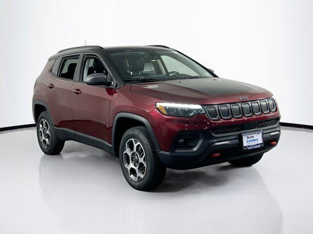 Photo of 2022 Velvet Red Pearlcoat Jeep Compass