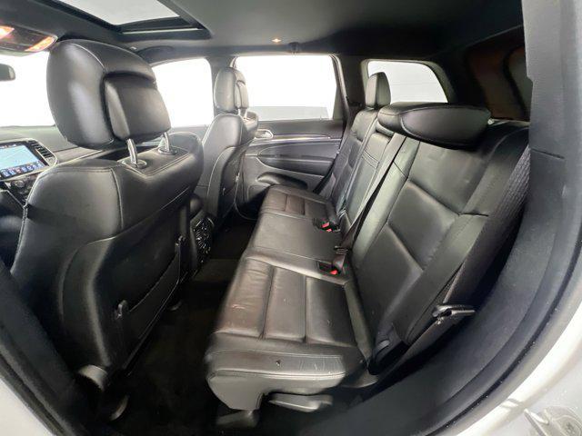 Photo of 2021 Bright White Clearcoat Jeep Grand Cherokee