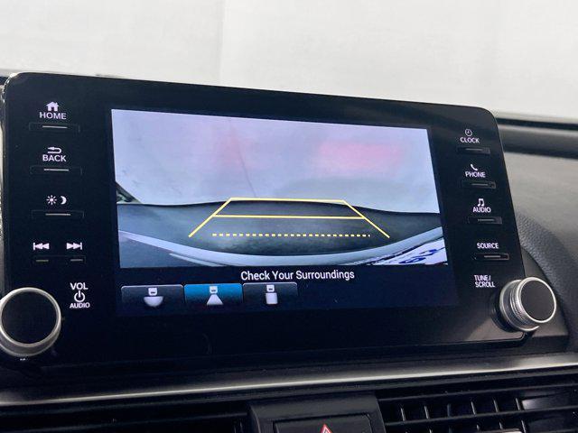 Photo of 2022 Lunar Silver Metallic Honda Accord