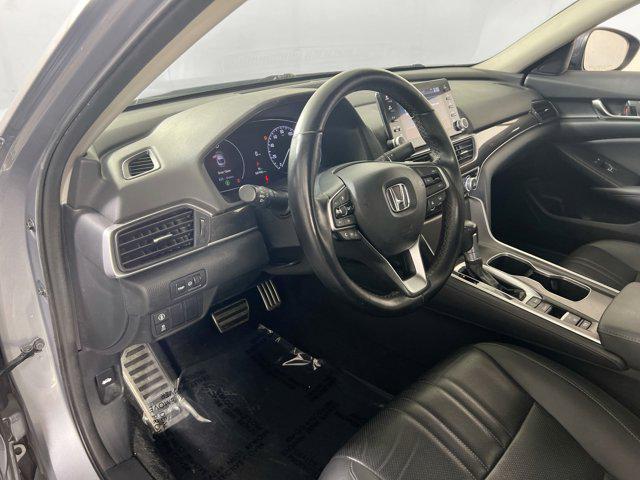 Photo of 2022 Lunar Silver Metallic Honda Accord