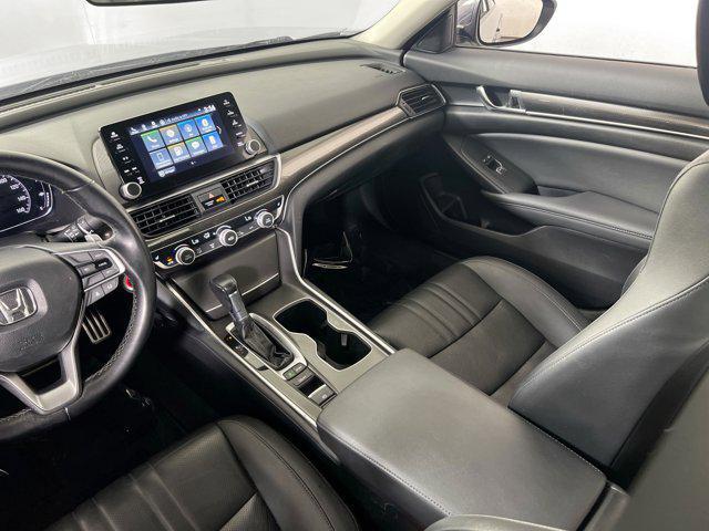 Photo of 2022 Lunar Silver Metallic Honda Accord