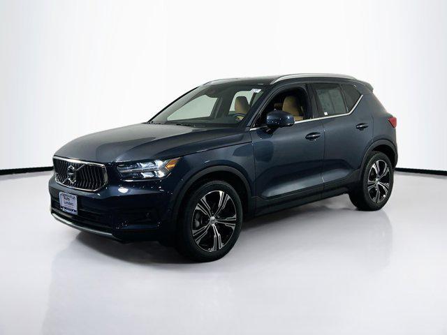 2022 Volvo XC40