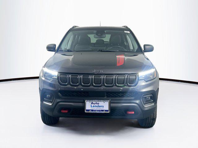 Photo of 2022 Granite Crystal Metallic Clearcoat Jeep Compass