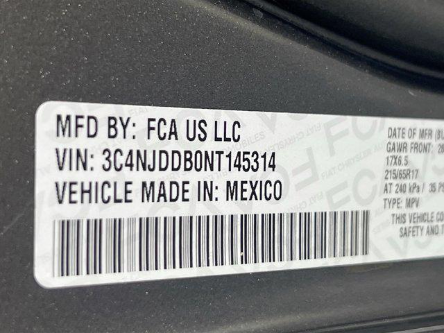 Photo of 2022 Granite Crystal Metallic Clearcoat Jeep Compass