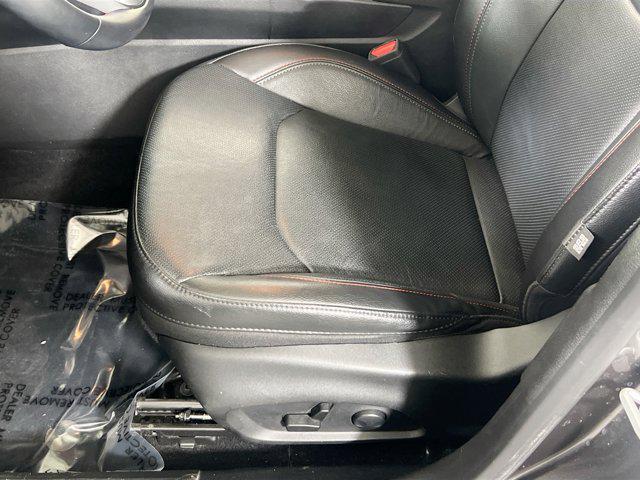 Photo of 2022 Granite Crystal Metallic Clearcoat Jeep Compass