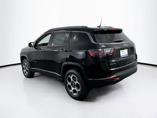 Photo of 2022 Diamond Black Crystal Pearlcoat Jeep Compass