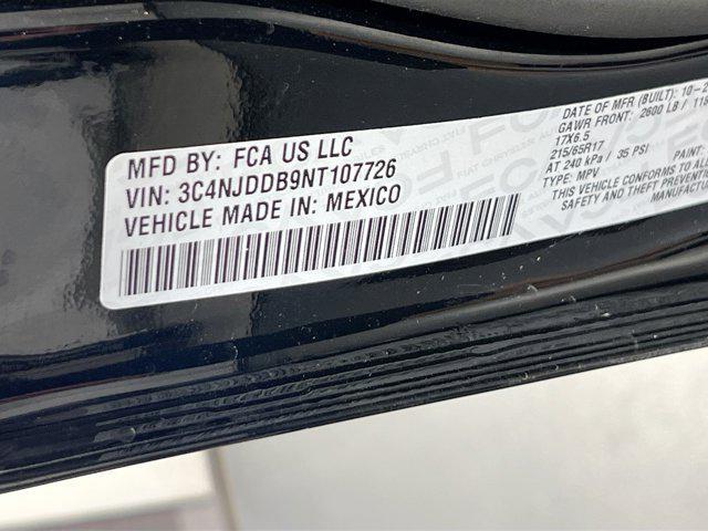 Photo of 2022 Diamond Black Crystal Pearlcoat Jeep Compass