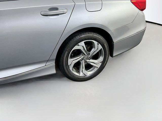 Photo of 2018 Lunar Silver Metallic Honda Accord