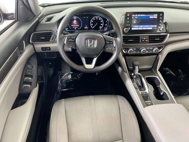 Photo of 2018 Lunar Silver Metallic Honda Accord