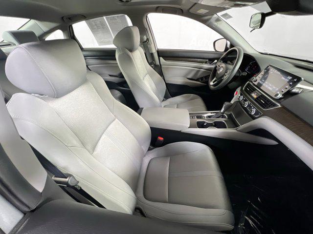 Photo of 2018 Lunar Silver Metallic Honda Accord