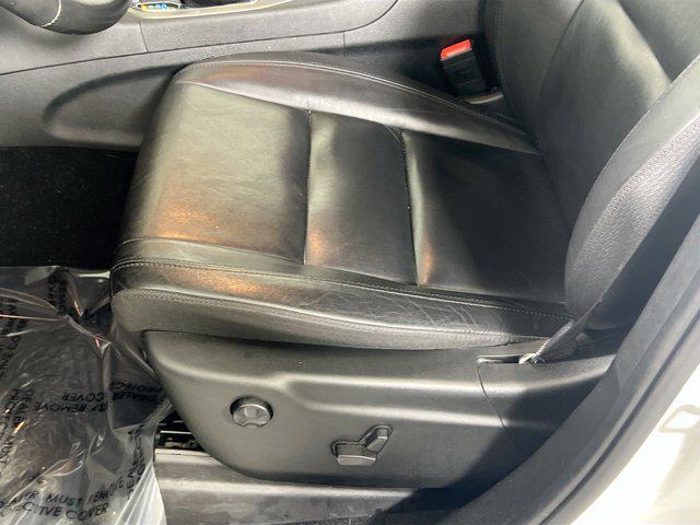 Photo of 2022 Bright White Clearcoat Jeep Grand Cherokee