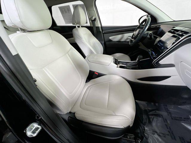Photo of 2023 Phantom Black Hyundai TUCSON