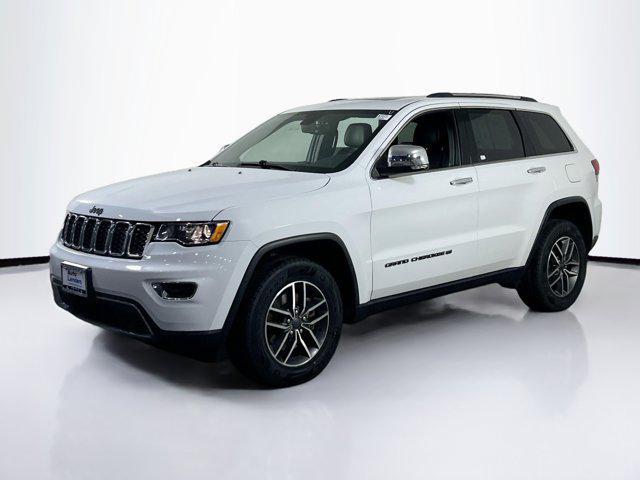 Photo of 2022 Bright White Clearcoat Jeep Grand Cherokee
