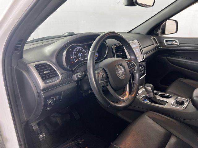 Photo of 2022 Bright White Clearcoat Jeep Grand Cherokee