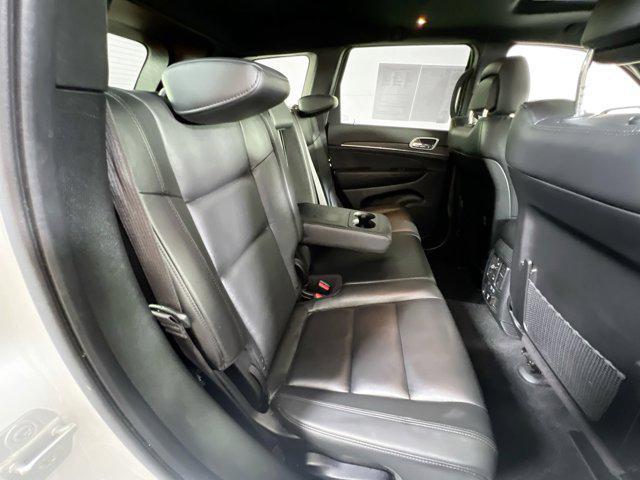 Photo of 2022 Bright White Clearcoat Jeep Grand Cherokee