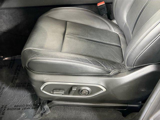 Photo of 2022 Baltic Gray Metallic Clearcoat Jeep Wagoneer