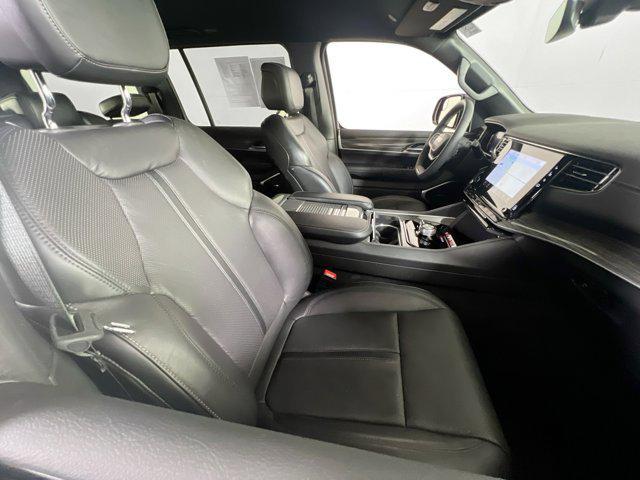 Photo of 2022 Baltic Gray Metallic Clearcoat Jeep Wagoneer