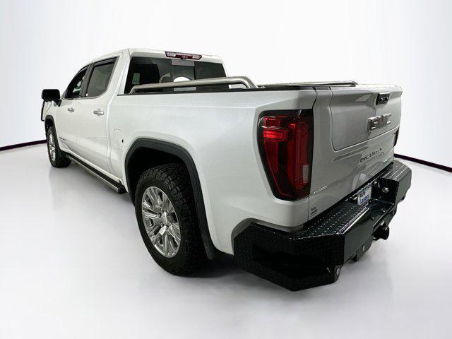 Photo of 2023 White Frost Tricoat GMC Sierra 1500