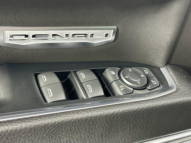Photo of 2023 White Frost Tricoat GMC Sierra 1500