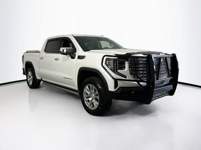 Photo of 2023 White Frost Tricoat GMC Sierra 1500