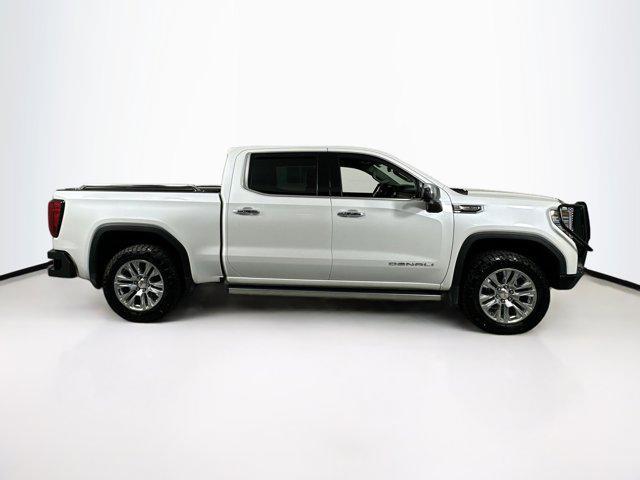 Photo of 2023 White Frost Tricoat GMC Sierra 1500