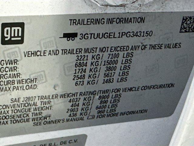 Photo of 2023 White Frost Tricoat GMC Sierra 1500