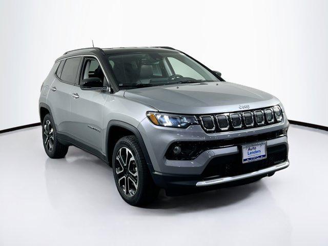 Photo of 2022 Billet Silver Metallic Clearcoat Jeep Compass