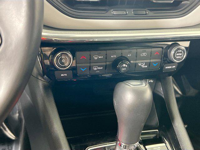 Photo of 2022 Billet Silver Metallic Clearcoat Jeep Compass