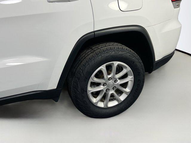 Photo of 2021 Bright White Clearcoat Jeep Grand Cherokee